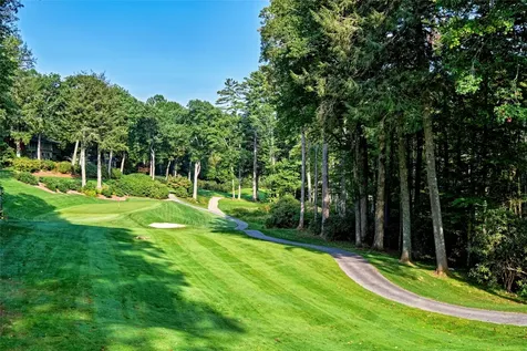 352 Moorewood Road Highlands NC 28741