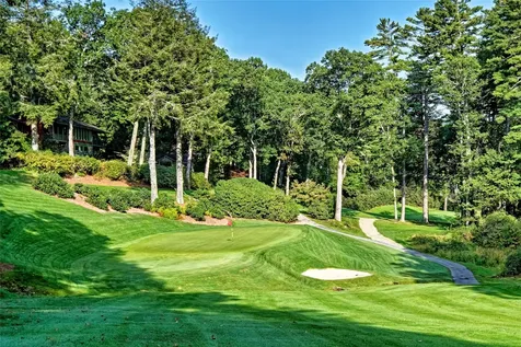 352 Moorewood Road Highlands NC 28741