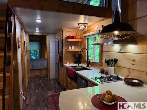 26 Cumberland Drive Lake Toxaway NC 28747