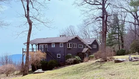 478 Hickory Knut Gap Road Highlands NC 28741