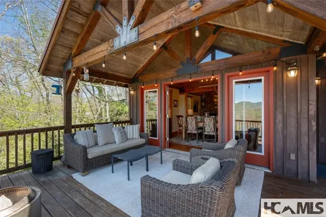 427 Rivard Road Glenville NC 28736