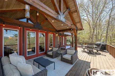 427 Rivard Road Glenville NC 28736