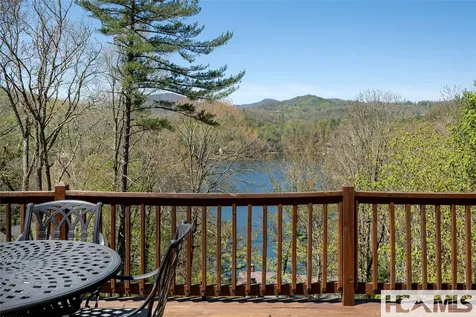 427 Rivard Road Glenville NC 28736