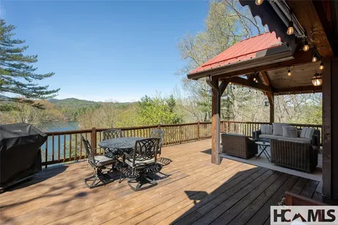 427 Rivard Road Glenville NC 28736