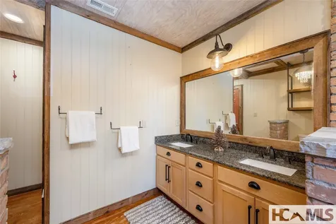 427 Rivard Road Glenville NC 28736