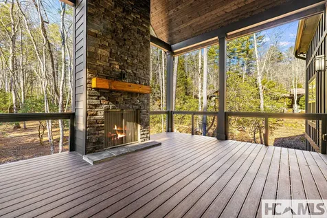 202 Lakeshore Drive Sapphire NC 28774
