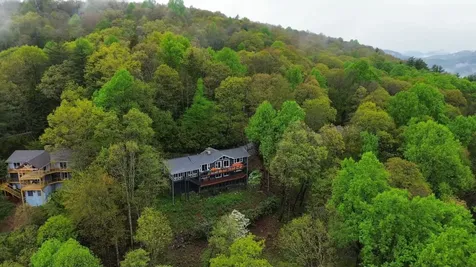 814 Dog Mountain Road Highlands NC 28741