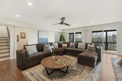 814 Dog Mountain Road Highlands NC 28741
