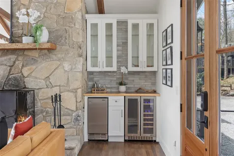 814 Dog Mountain Road Highlands NC 28741