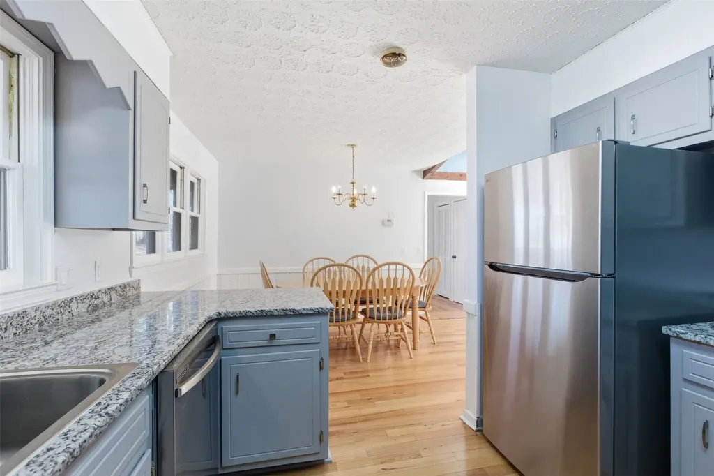 137 Pleasant Mountain Sky Valley GA 30537