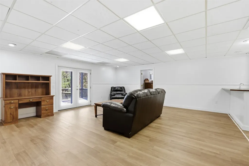 137 Pleasant Mountain Sky Valley GA 30537