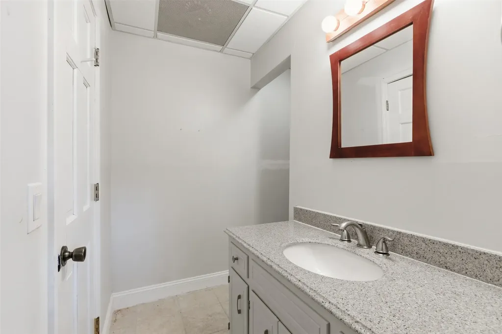 137 Pleasant Mountain Sky Valley GA 30537