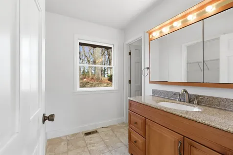 137 Pleasant Mountain Sky Valley GA 30537