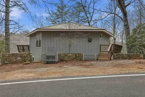 578 Saddleback Circle Sky Valley GA 30537