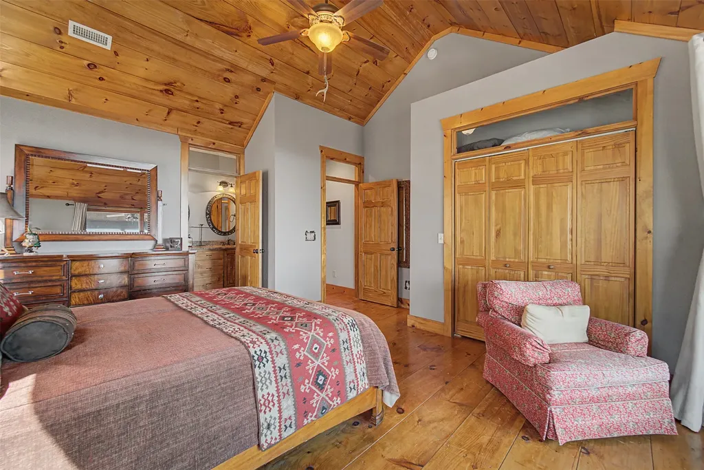 1848 Trays Island Road Sapphire NC 28774