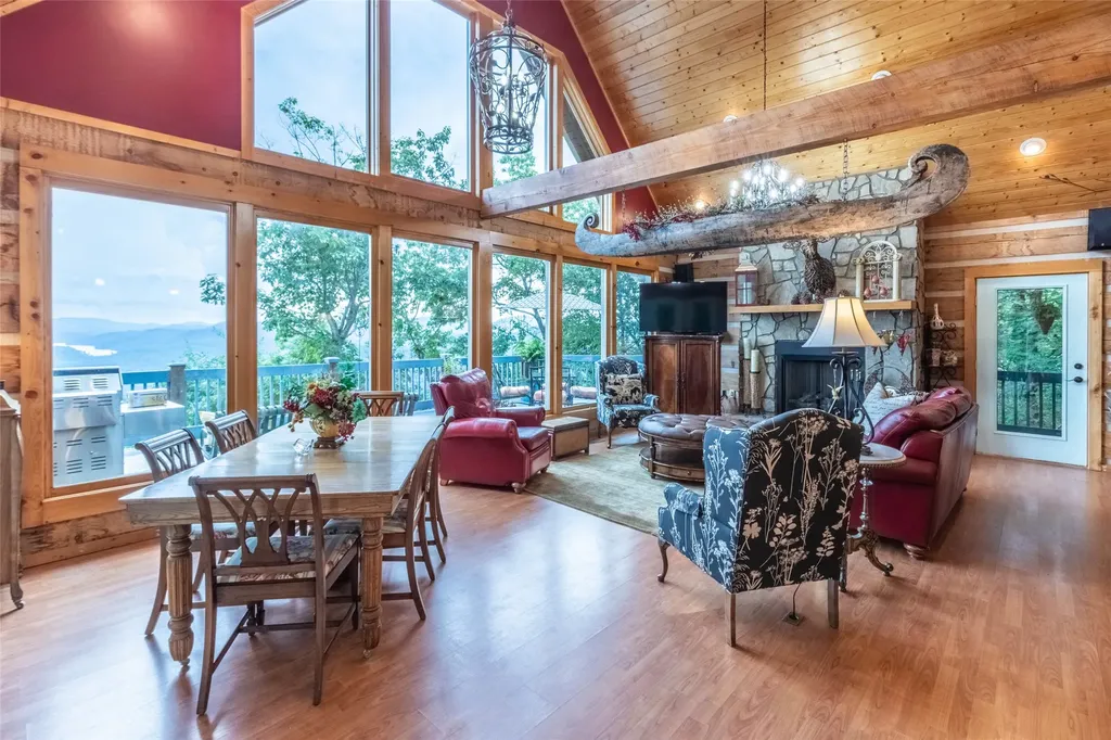 1783 W. Cliff Road Cullowhee NC 28723
