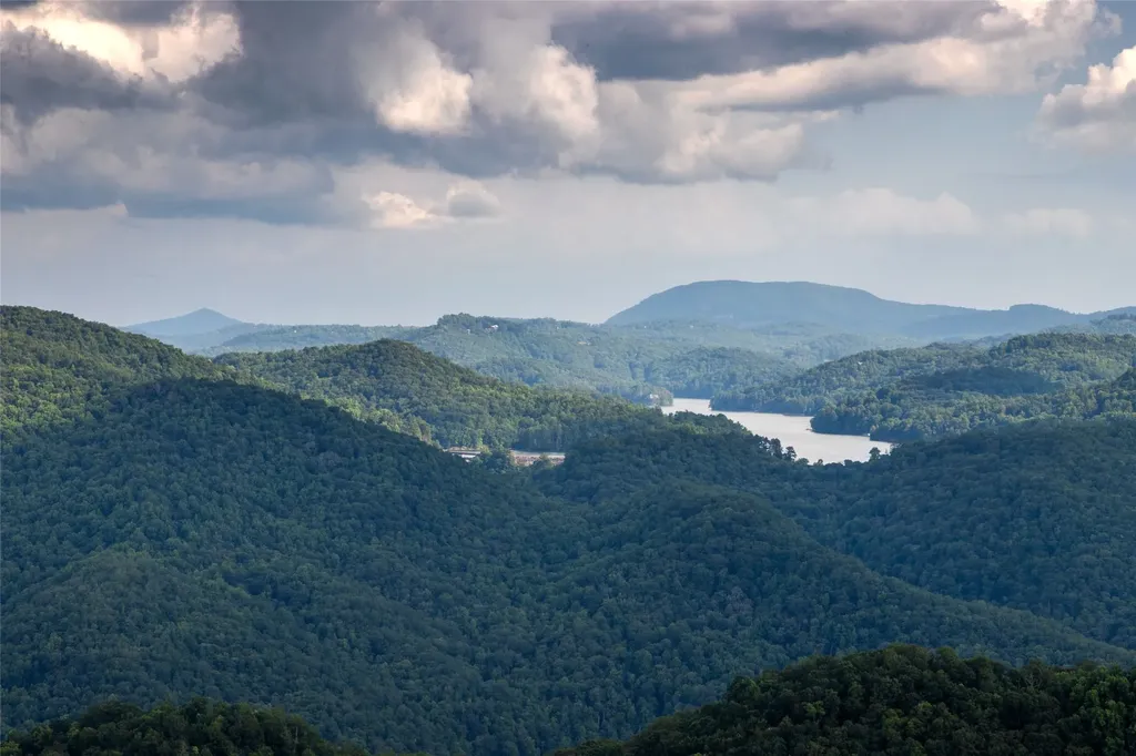 1783 W. Cliff Road Cullowhee NC 28723