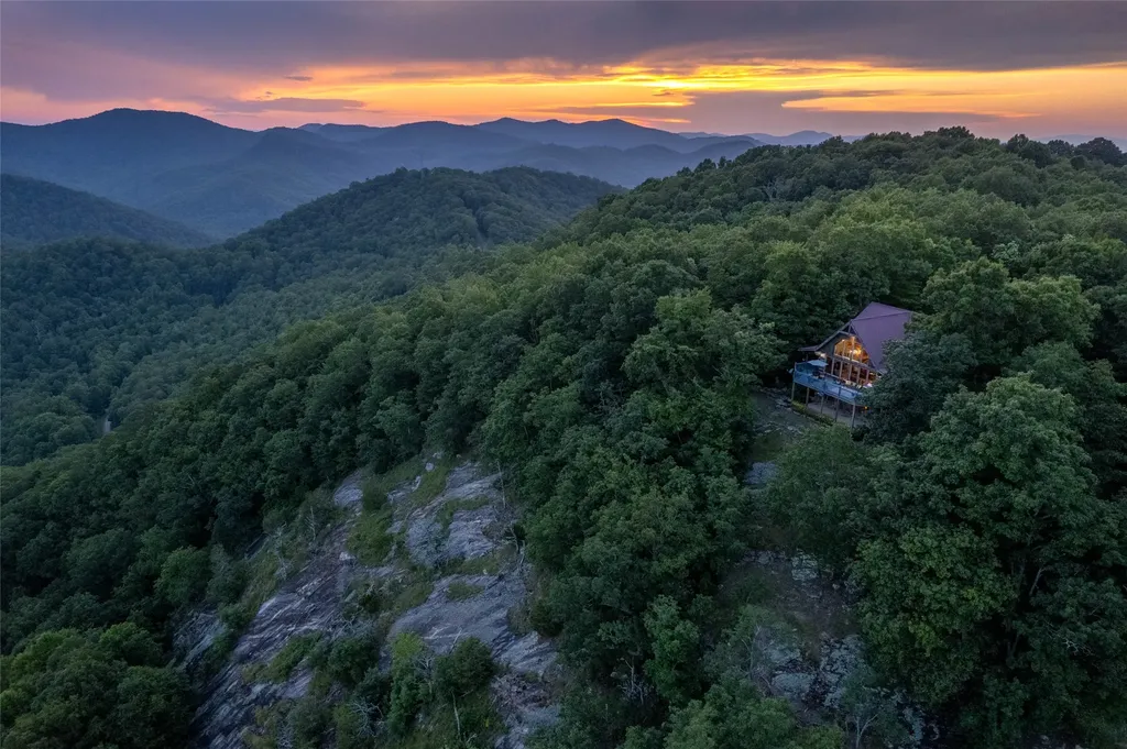 1783 W. Cliff Road Cullowhee NC 28723