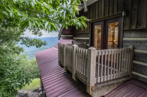 1783 W. Cliff Road Cullowhee NC 28723