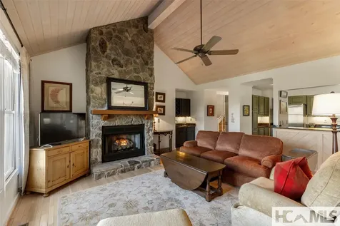 146 Racquet Club Villas Drive Sapphire NC 28774