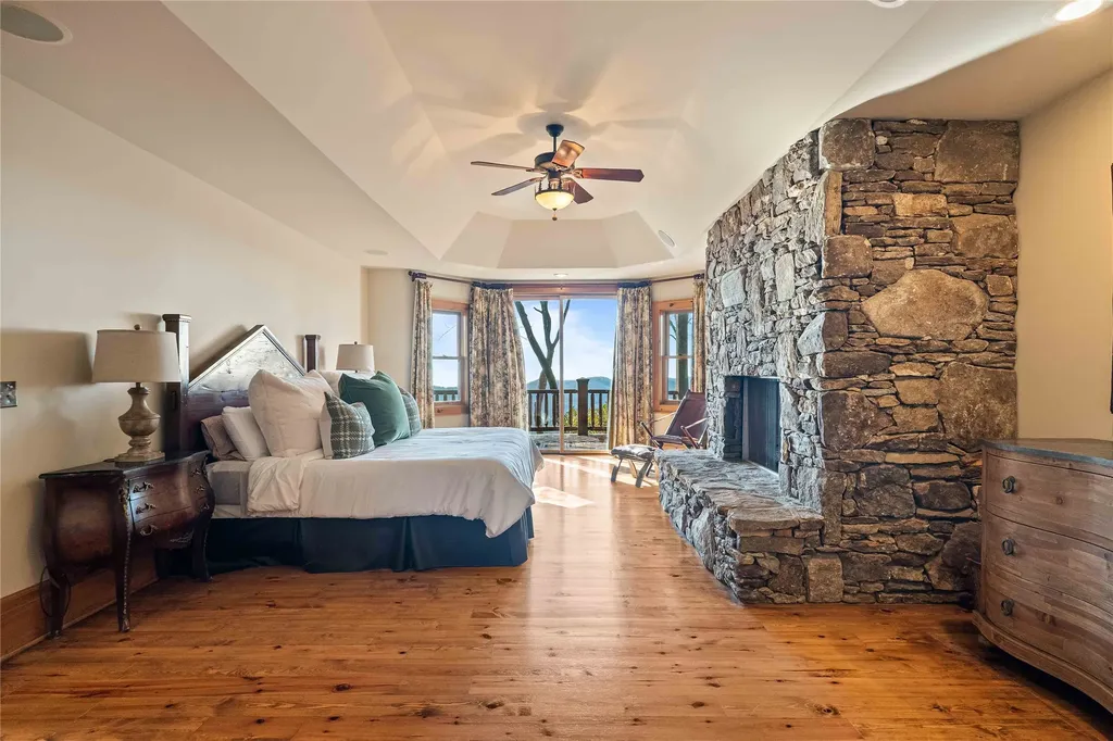 420 Feldspar Lane Sapphire NC 28774