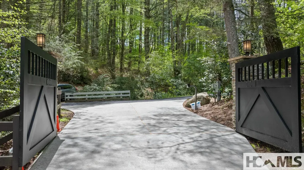 685 Gold Mine Road Highlands NC 28741