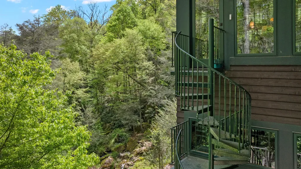 685 Gold Mine Road Highlands NC 28741