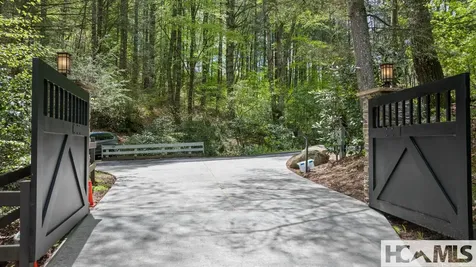 685 Gold Mine Road Highlands NC 28741