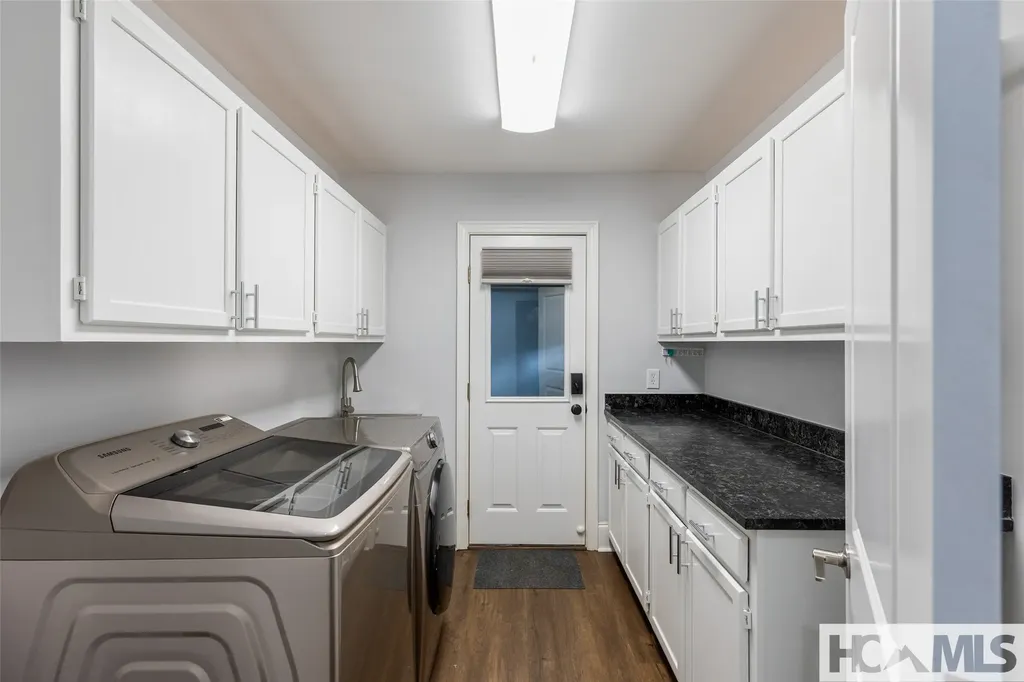 19-B Whiteside Mountain Road Highlands NC 28741