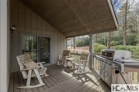 19-B Whiteside Mountain Road Highlands NC 28741