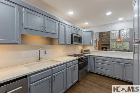19-B Whiteside Mountain Road Highlands NC 28741