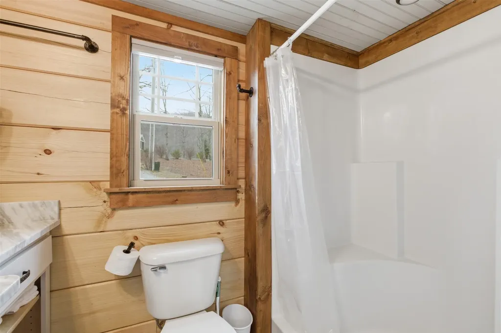 36 Mountain Breeze Ridge Scaly Mountain NC 28775