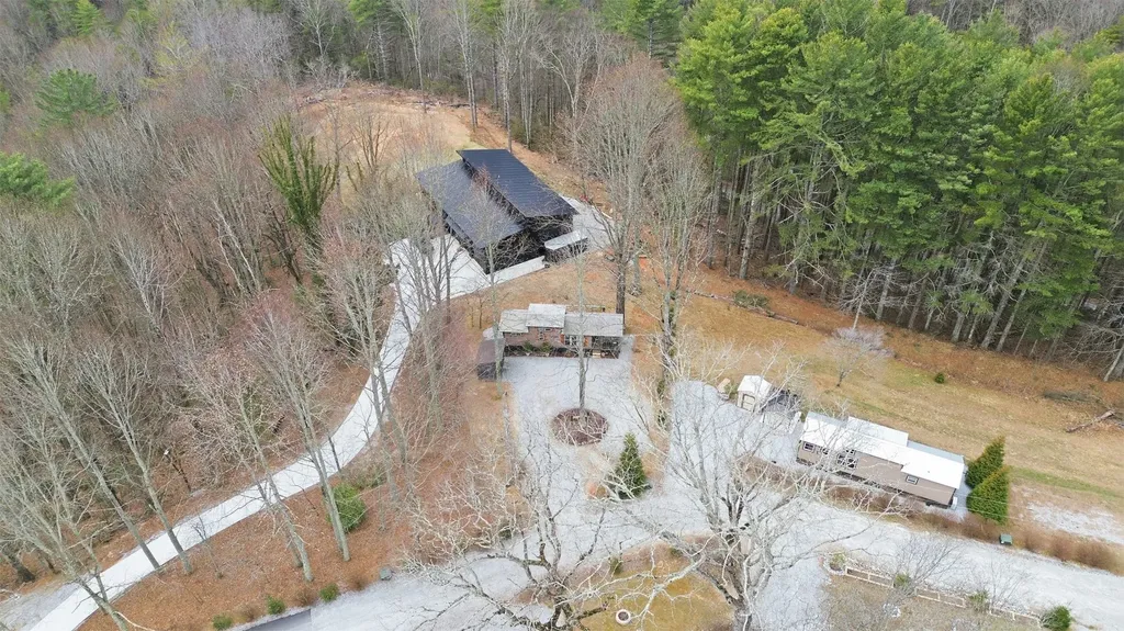 36 Mountain Breeze Ridge Scaly Mountain NC 28775