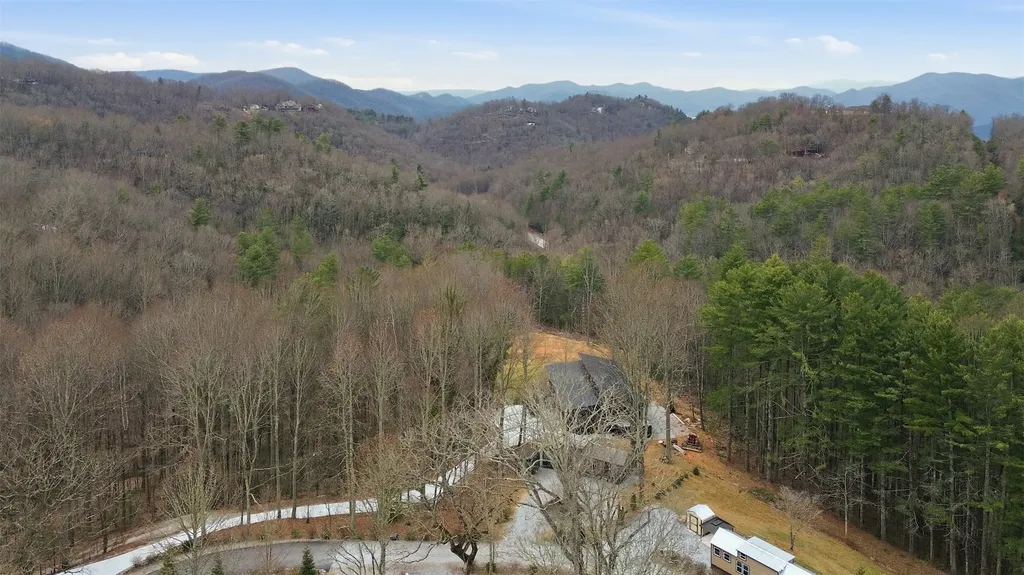 36 Mountain Breeze Ridge Scaly Mountain NC 28775