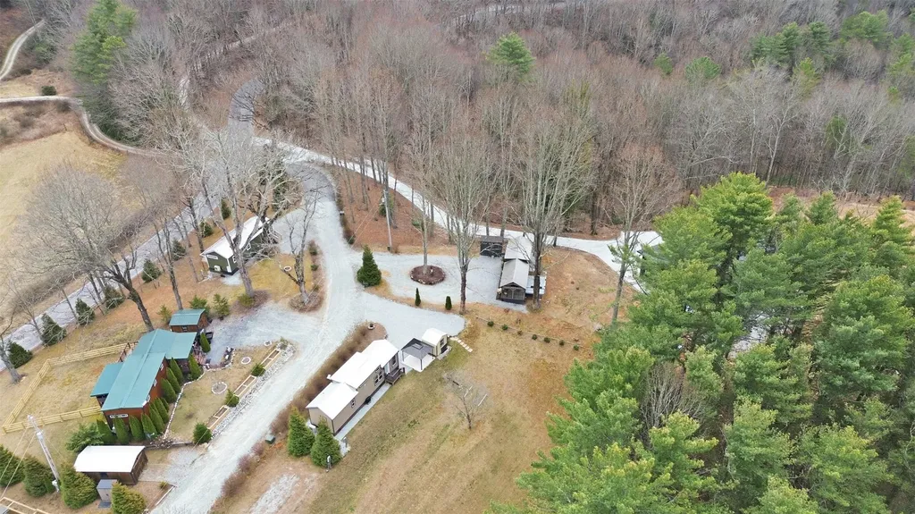 36 Mountain Breeze Ridge Scaly Mountain NC 28775