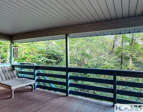 353 Vistawilla Drive Glenville NC 28736