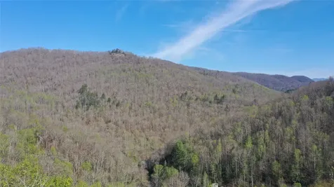 353 Vistawilla Drive Glenville NC 28736