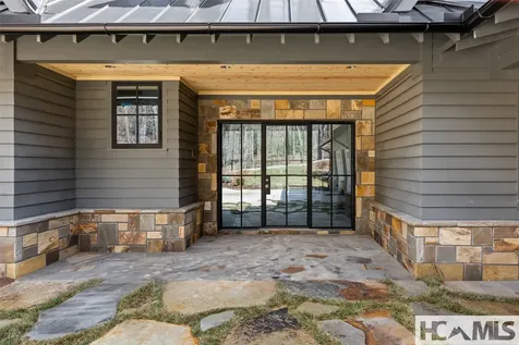 86 High Gate Drive Highlands NC 28741