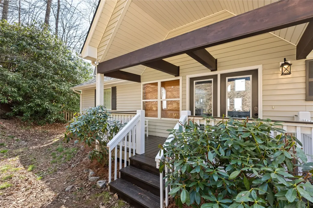 1506 Tower Road Sapphire NC 28774