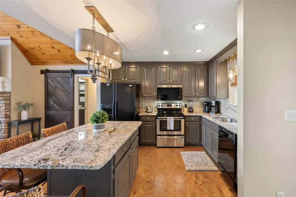 1506 Tower Road Sapphire NC 28774