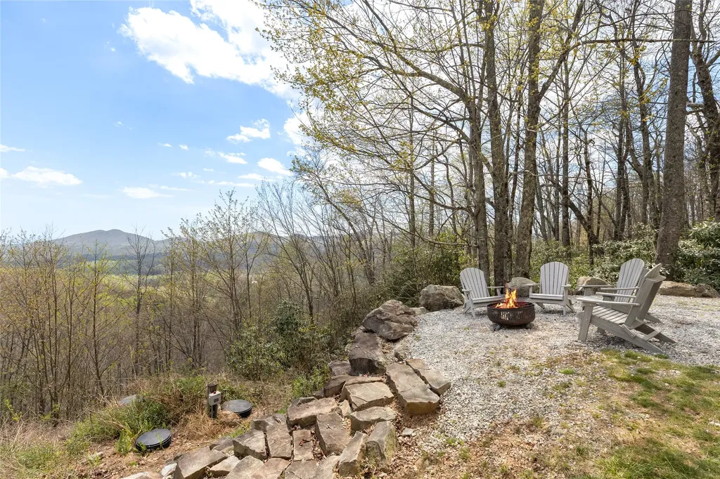 1506 Tower Road Sapphire NC 28774