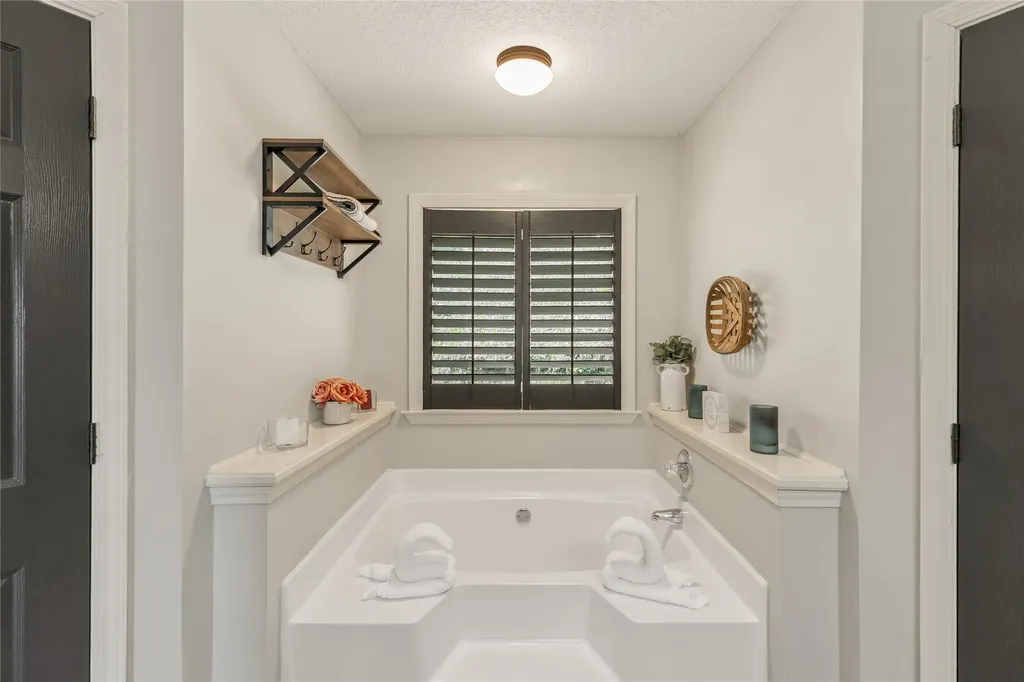 1506 Tower Road Sapphire NC 28774