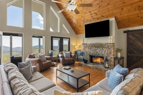 1506 Tower Road Sapphire NC 28774