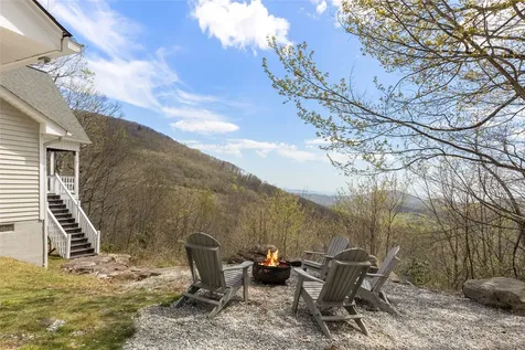 1506 Tower Road Sapphire NC 28774