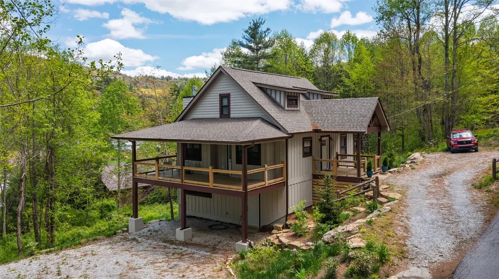 67 Chipmunk Trail Glenville NC 28736