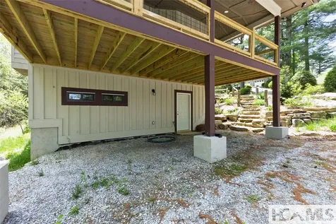 67 Chipmunk Trail Glenville NC 28736