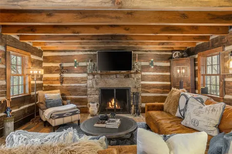 147 Hammond Road Highlands NC 28741