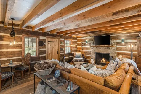 147 Hammond Road Highlands NC 28741