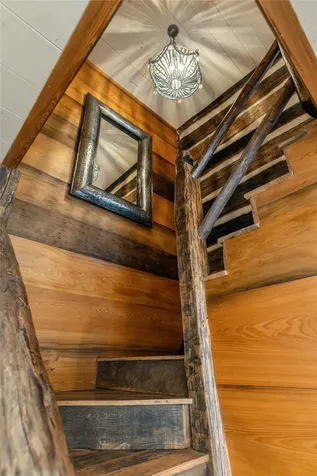 147 Hammond Road Highlands NC 28741