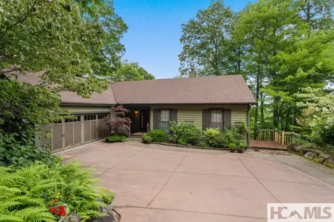 151 Birdnest Sapphire NC 28774